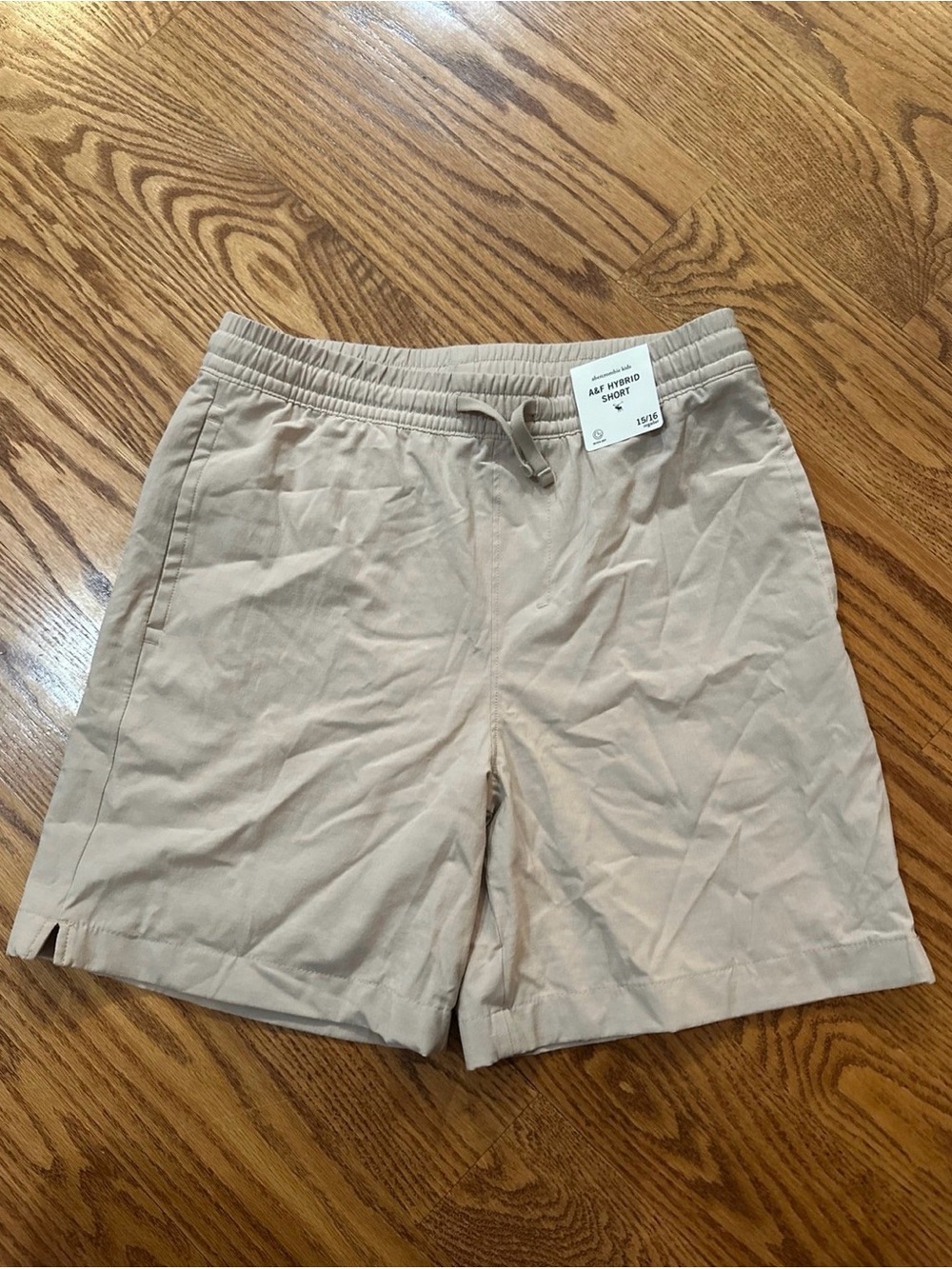 NWT Abercrombie A&F Hybrid Shorts Boys 15/16